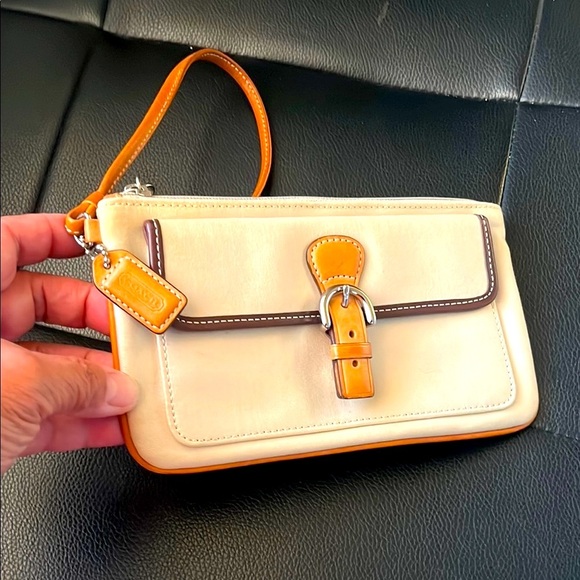 Coach Cream and Orange Wristlet Clutch - Picture 9 of 9